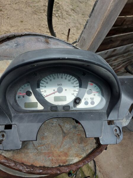 suzuki burgman an 250.